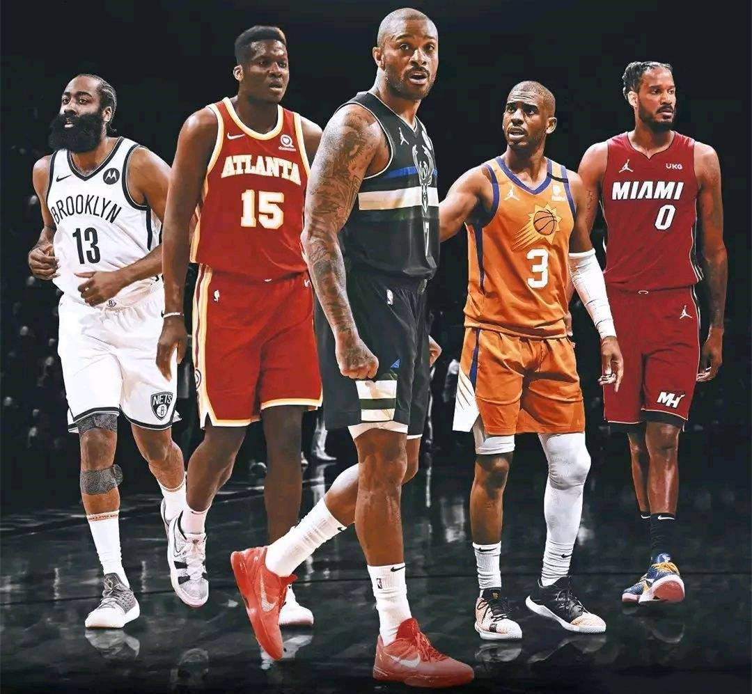 今晚马德里竞技调整名单以备荷甲，造点机会环节打磨，话题不断，赛季目标并未改变的简单介绍